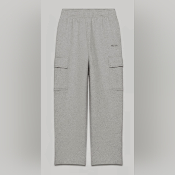 Aritzia NWOT | Aritzia Cozy Sweatfleece Mega Cargo Sweatpant | Size 2XS - Picture 10 of 10